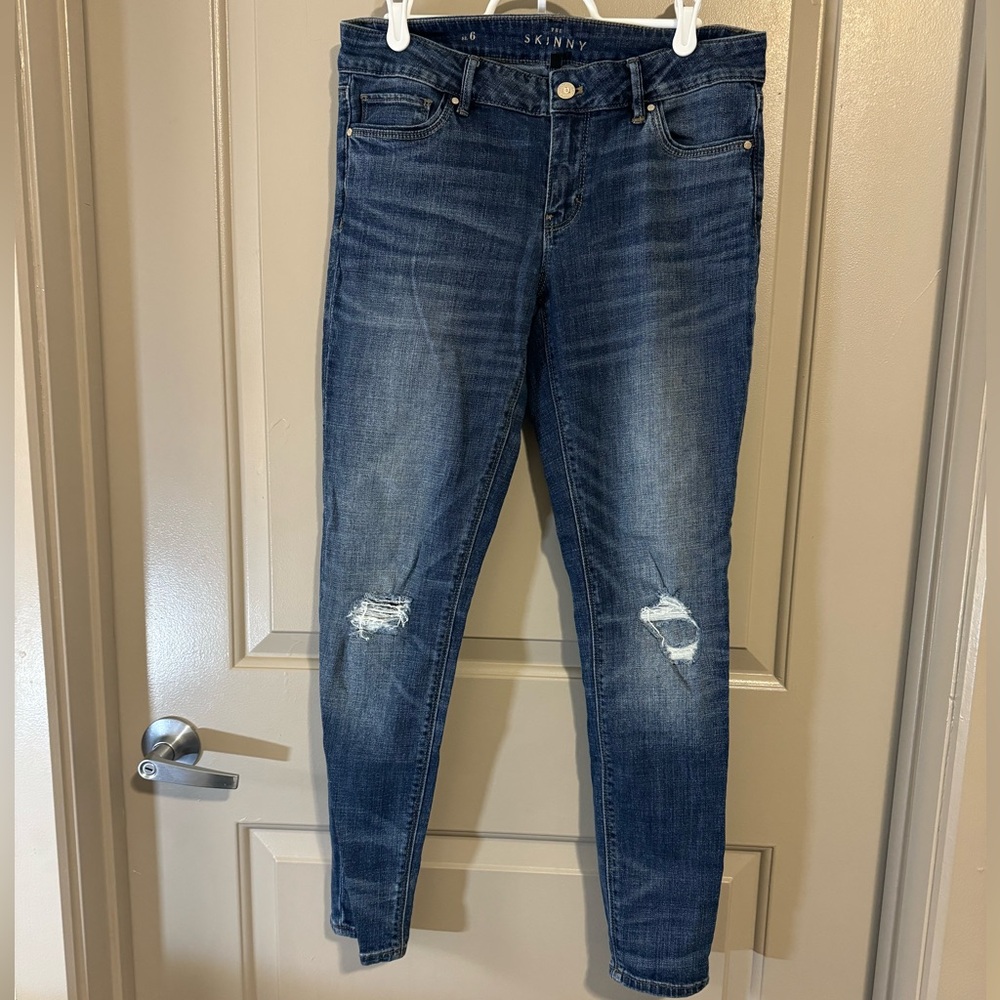 Women’s WHBM Skinny Jean